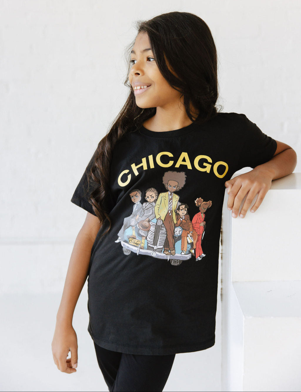 Girl wearing Black Chicago Morning Tee